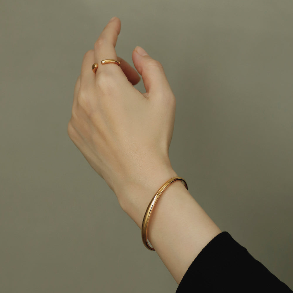 Oval Bangle GD